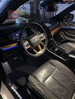 جیپ L گراند شیرۆکی